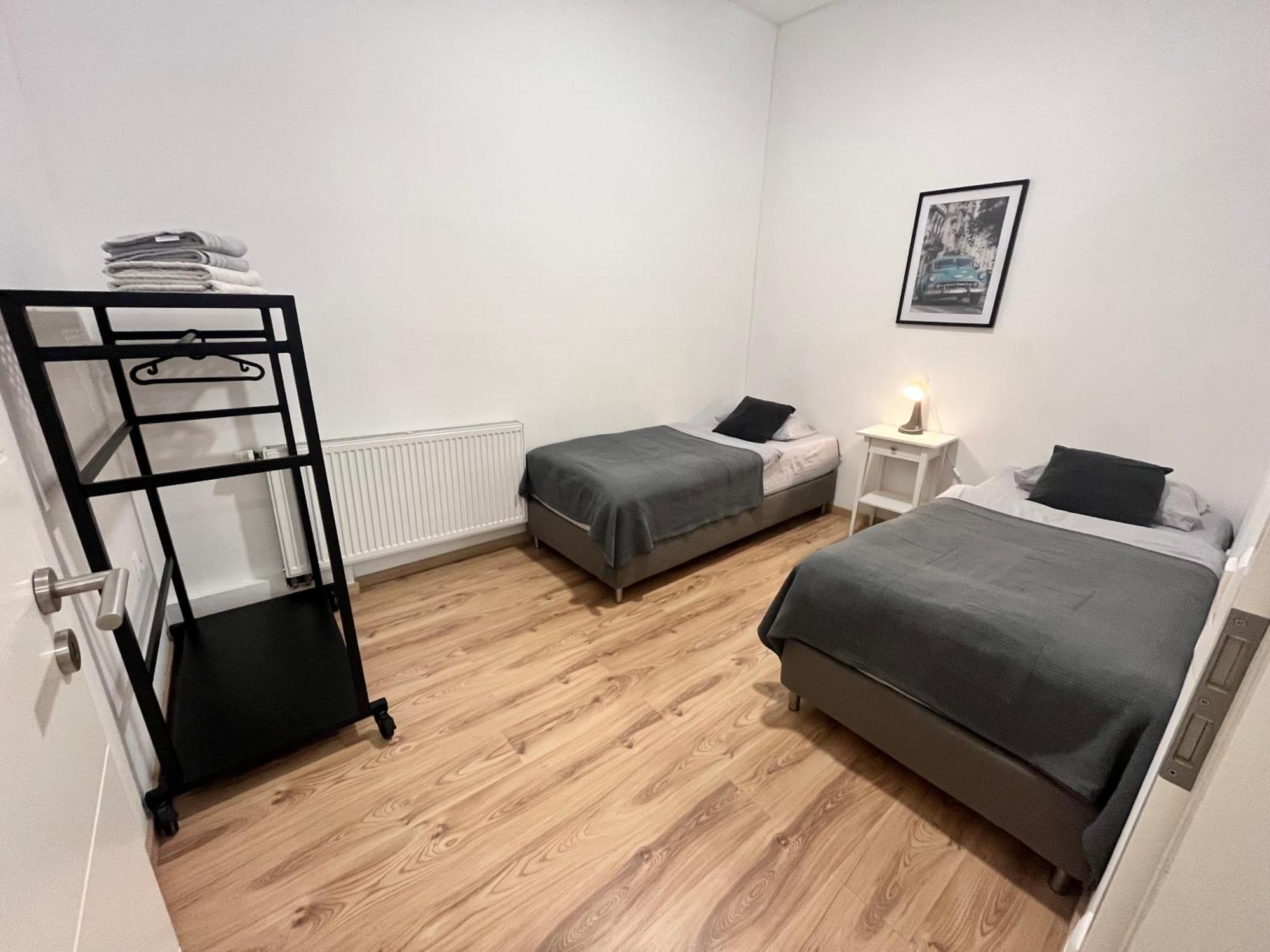Apartment Central 10C 40Qm Wi-Fi Free Parking Calm Back House ドルトムント エクステリア 写真